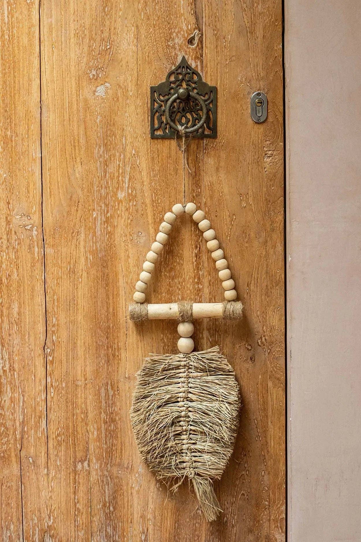 Suspension triangle Raphia